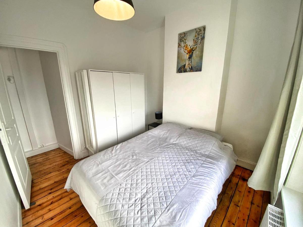 Du Port Apartment