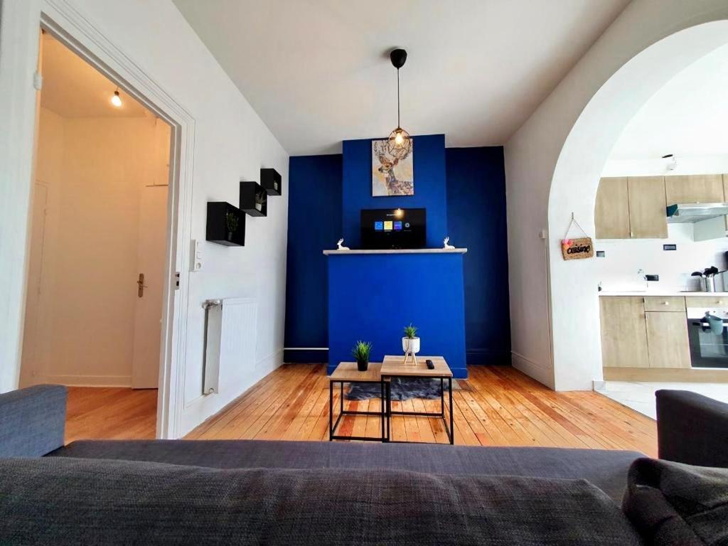 Du Port Apartment